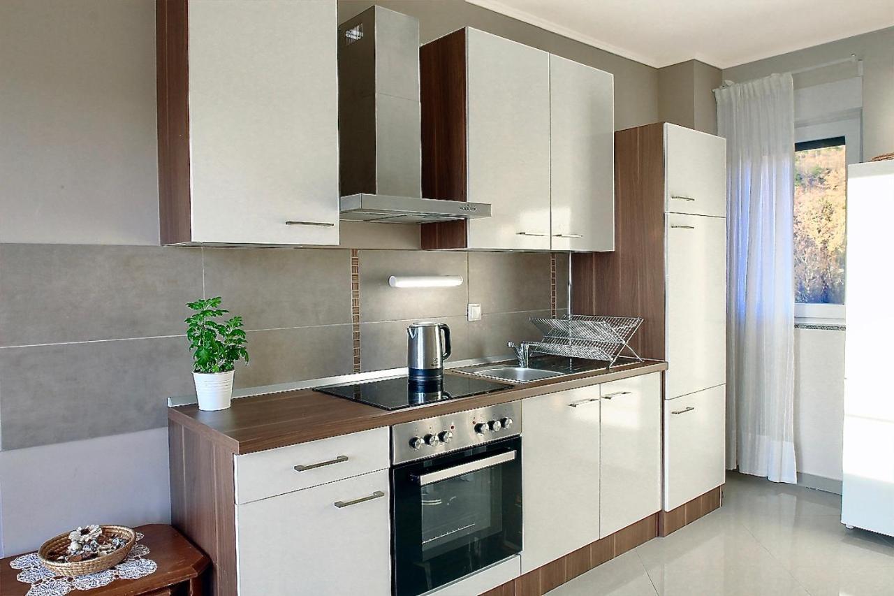 Bayview Apartment เซลเซ ภายนอก รูปภาพ